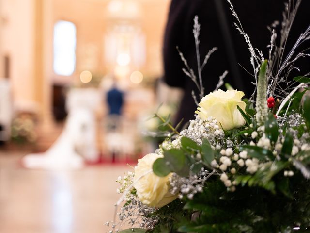 Il matrimonio di Mattia e Silvia a Brenna, Como 11