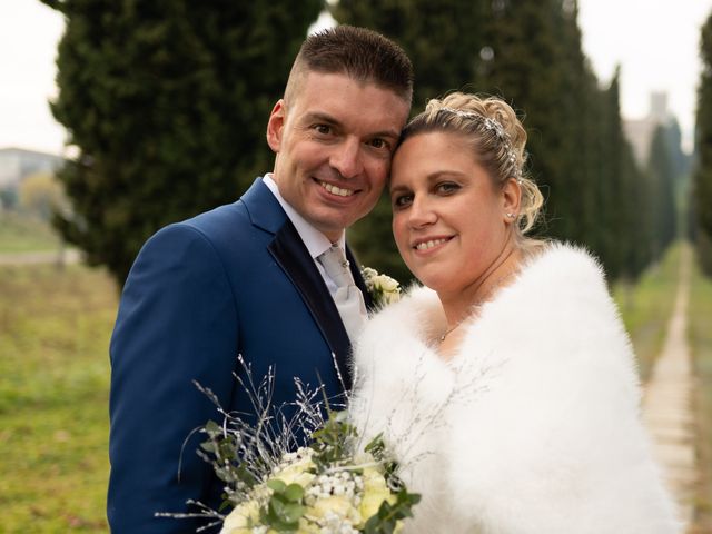 Il matrimonio di Mattia e Silvia a Brenna, Como 21