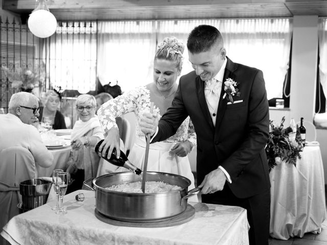 Il matrimonio di Mattia e Silvia a Brenna, Como 29