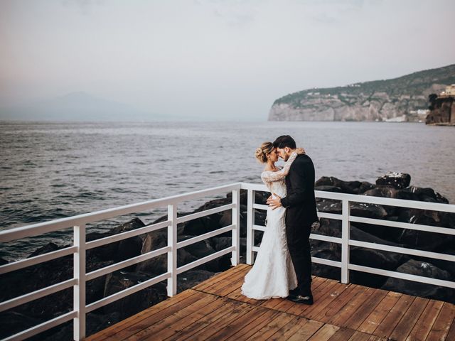 Il matrimonio di Raffaella e Antonio a Sorrento, Napoli 2