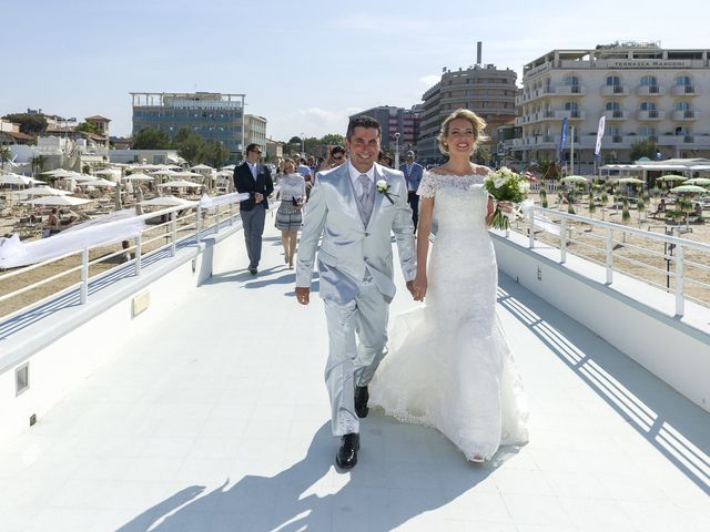 Il matrimonio di Stefano e Marina a Senigallia, Ancona 21