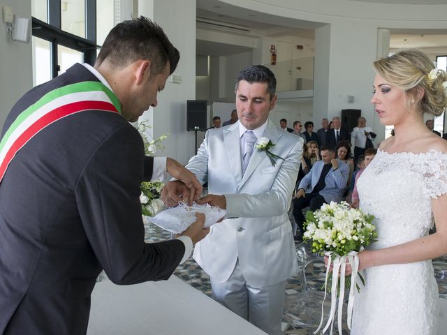 Il matrimonio di Stefano e Marina a Senigallia, Ancona 26