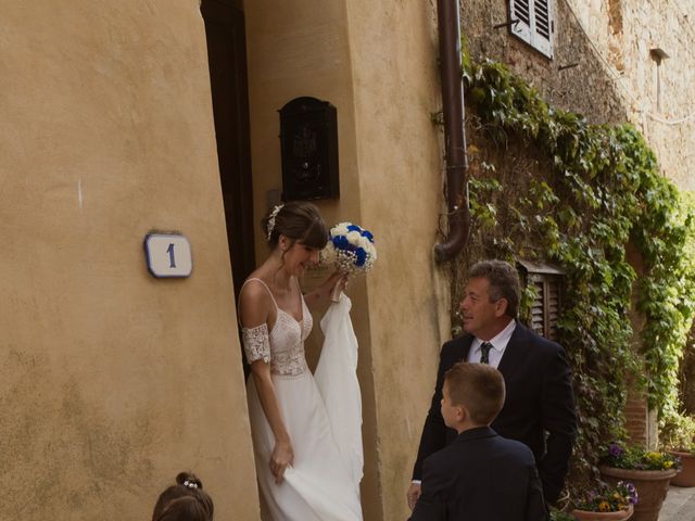 Il matrimonio di Enrico e Valentina a Monteriggioni, Siena 17