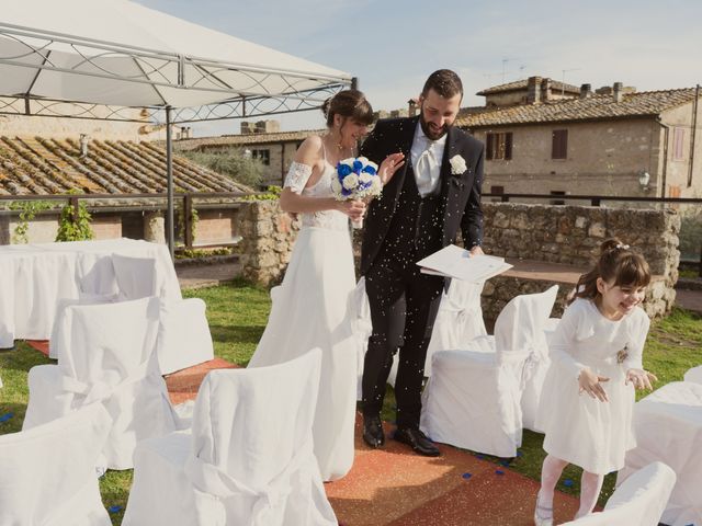 Il matrimonio di Enrico e Valentina a Monteriggioni, Siena 31