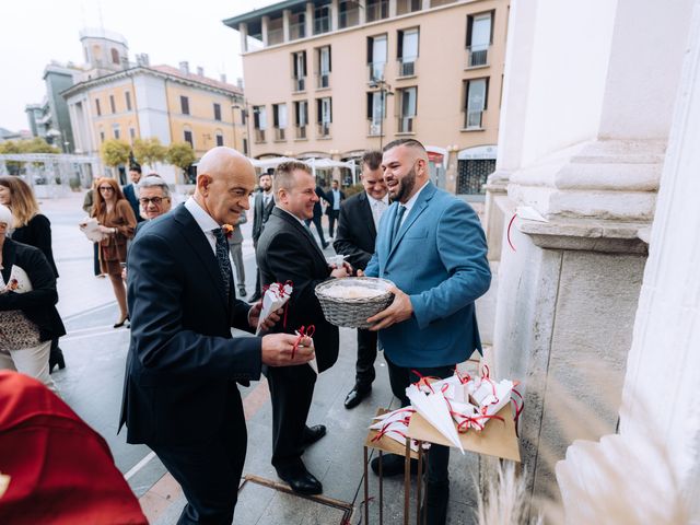 Il matrimonio di Stefano e Serena a Busto Arsizio, Varese 38