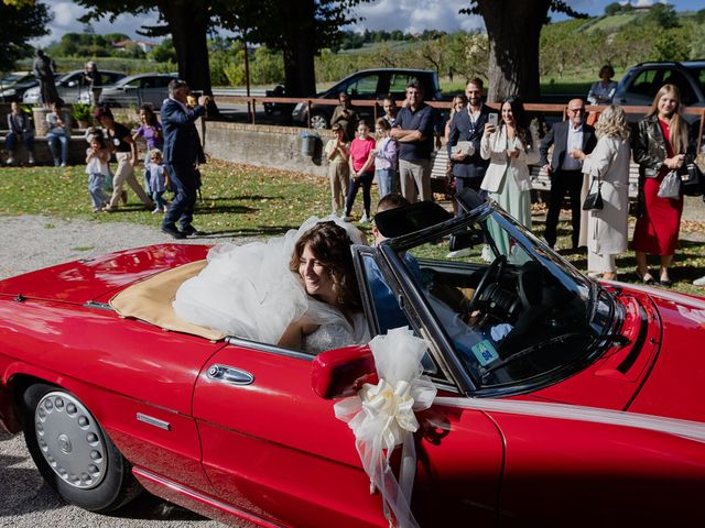 Il matrimonio di Nicolò e Erica a Longiano, Forlì-Cesena 23