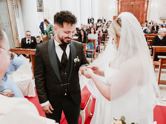 Il matrimonio di Giuseppe e Illary a Mesagne, Brindisi 21