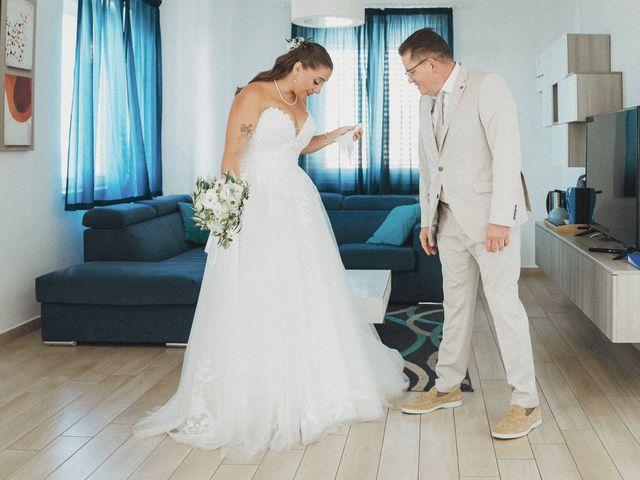 Il matrimonio di Giovanni e Sophie a Roccavaldina, Messina 62