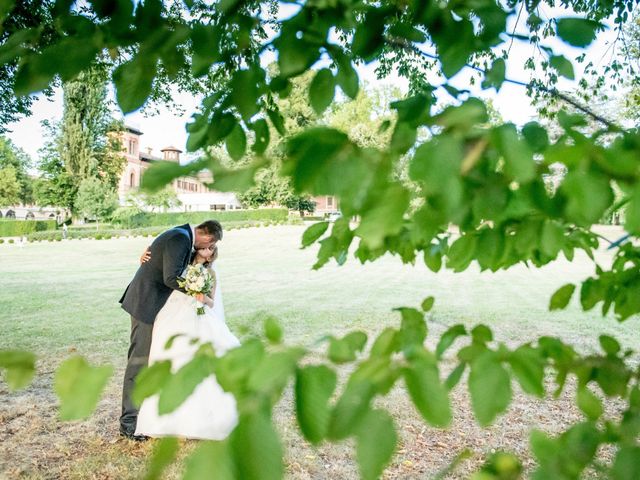 Il matrimonio di Paolo e Cristina a Castel Boglione, Asti 43