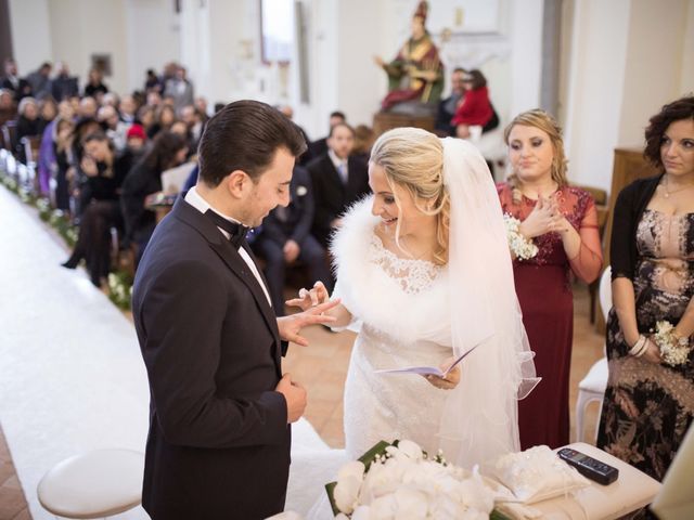 Il matrimonio di Enzo e Elena a Limatola, Benevento 19