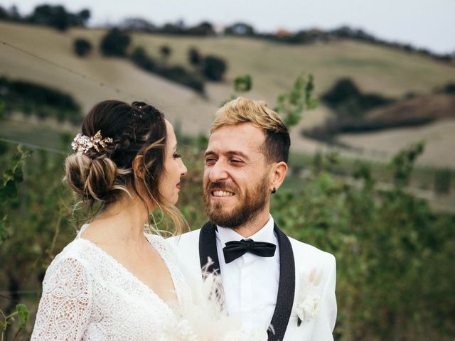 Il matrimonio di Daniele e Isabella Laila a Urbisaglia, Macerata 15