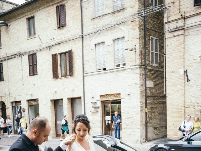 Il matrimonio di Daniele e Isabella Laila a Urbisaglia, Macerata 32