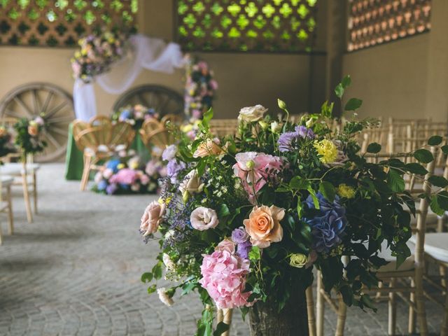 Il matrimonio di Vincenzo e Mariagrazia a Vimercate, Monza e Brianza 32