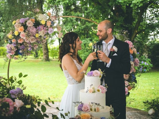 Il matrimonio di Vincenzo e Mariagrazia a Vimercate, Monza e Brianza 195