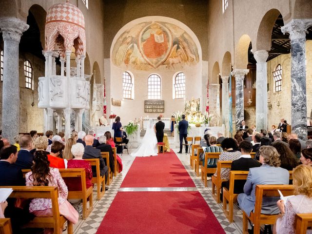 Il matrimonio di Nicola e Jasmin a Grado, Gorizia 16