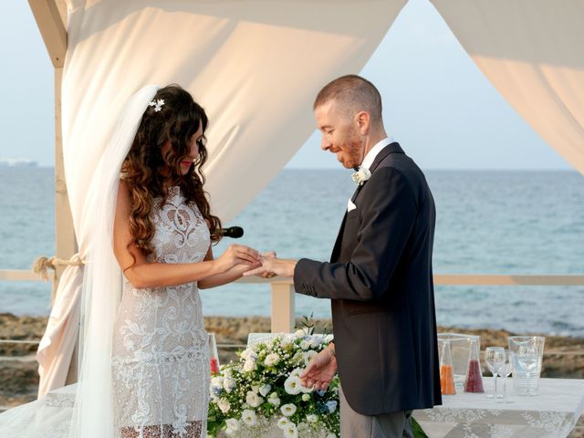 Il matrimonio di Claudia e Adriano a Polignano a Mare, Bari 30