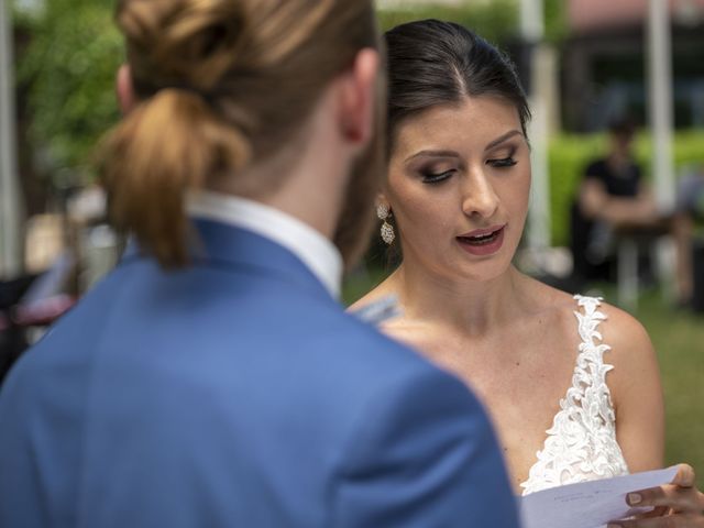 Il matrimonio di Robert e Giulia a Serra de&apos; Conti, Ancona 43