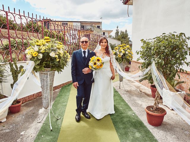 Il matrimonio di Carmen e Mario a Caivano, Napoli 18