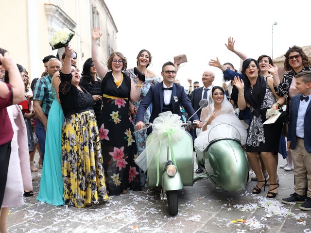 Il matrimonio di Cristian e Anna Maria a Strongoli, Crotone 40