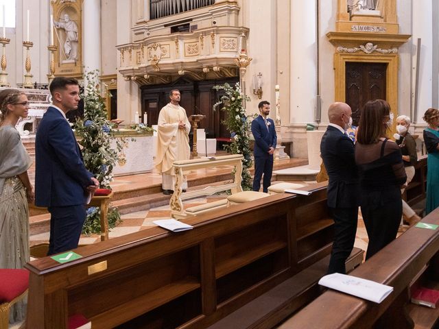 Il matrimonio di Chiara e Lorenzo a Lonato del Garda, Brescia 9