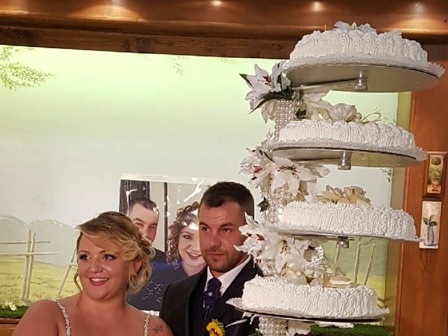 Il matrimonio di Massimiliano e Giada a Minucciano, Lucca 3