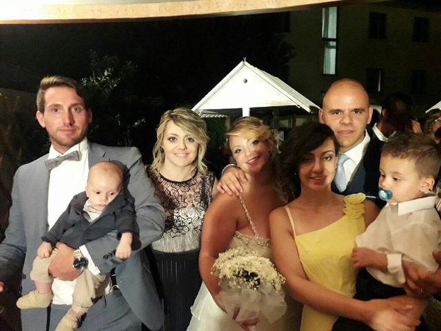 Il matrimonio di Massimiliano e Giada a Minucciano, Lucca 7