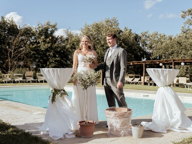Il matrimonio di Dominik e Fiona a Laterina, Arezzo 34