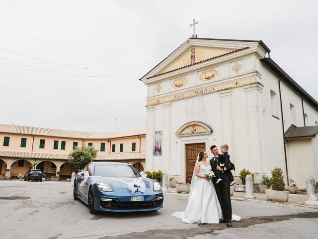 Il matrimonio di Chiara e Enrico a Avezzano, L&apos;Aquila 23