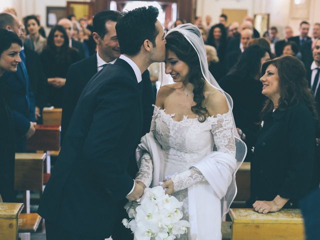 Il matrimonio di Pietro e Hela a Bacoli, Napoli 23