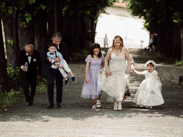Il matrimonio di Daniele e Sara a Montevecchia, Lecco 20