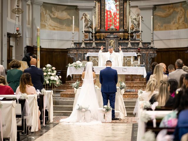 Il matrimonio di Christian e Sabrina a Pombia, Novara 22