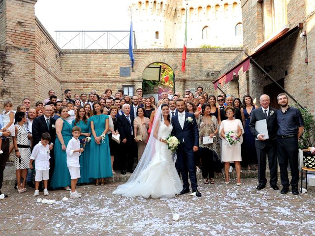 Il matrimonio di Michele e Elisa a Gradara, Pesaro - Urbino 9