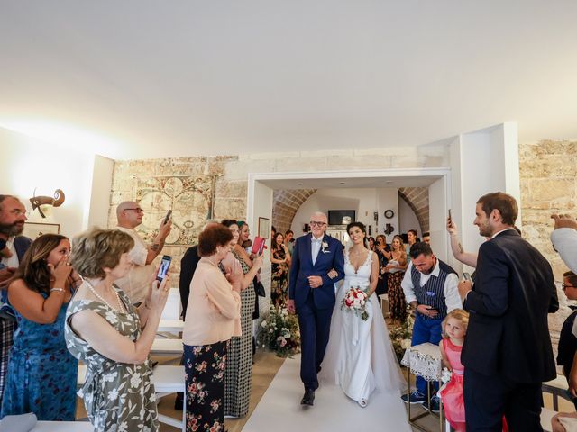 Il matrimonio di Brenda e Alessio a Lecce, Lecce 11
