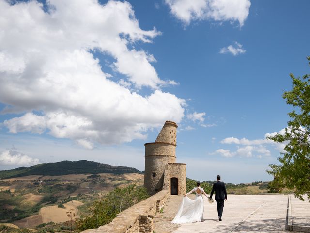 Il matrimonio di Luca e Alessandra a Tricarico, Matera 24