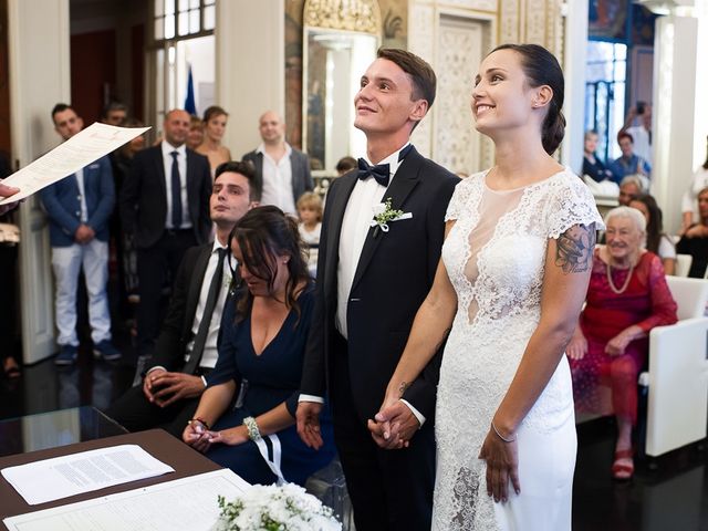 Il matrimonio di Filippo e Giulia a Viareggio, Lucca 29