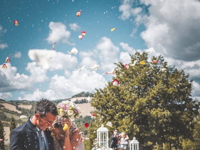 Il matrimonio di Simone e Lucia a Fossombrone, Pesaro - Urbino 84