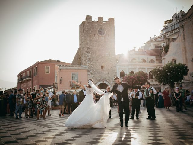 Il matrimonio di Chiara e Massimo a Taormina, Messina 200