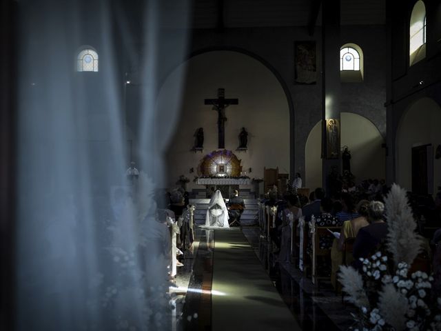 Il matrimonio di Simone e Alessandra a Genova, Genova 17