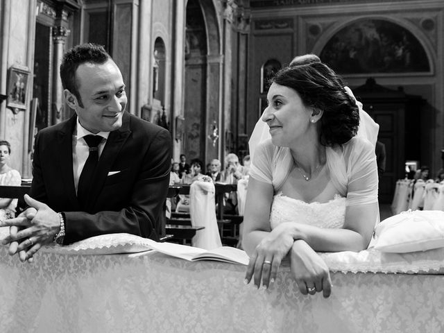 Il matrimonio di Luca e Sara a Corte Franca, Brescia 33