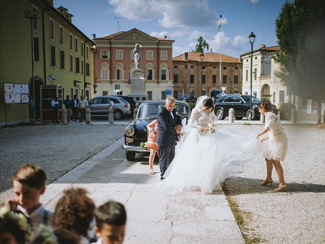 Il matrimonio di Giuseppe e Vanessa a Roverbella, Mantova 10