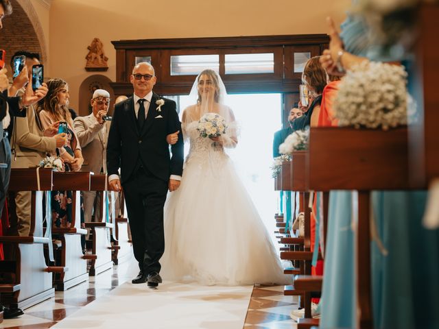 Il matrimonio di Valeria e Nicola a Elmas, Cagliari 27