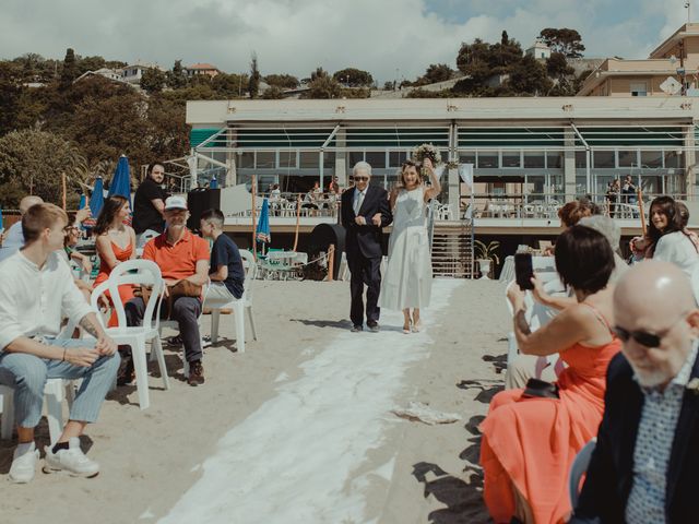 Il matrimonio di Renè e Anna a Finale Ligure, Savona 11