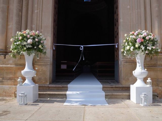 Il matrimonio di Francesco e Angela a Villa Castelli, Brindisi 23