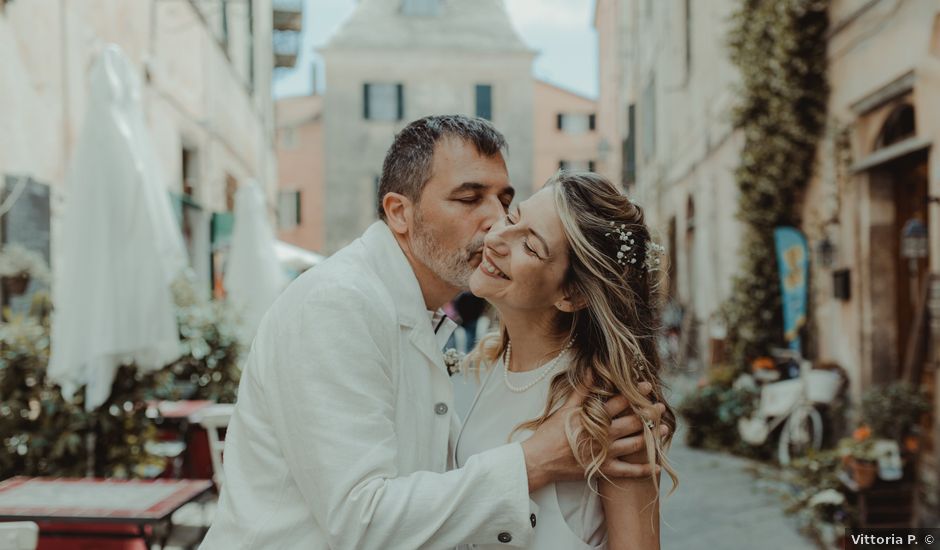 Il matrimonio di Renè e Anna a Finale Ligure, Savona