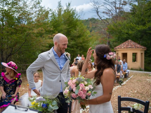 Il matrimonio di Dan e Serena a Galbiate, Lecco 46