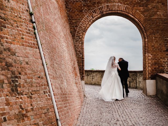 Il matrimonio di Corrado e Didi a Cherasco, Cuneo 17