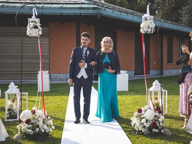 Il matrimonio di Gabriele e Sabrina a Briosco, Monza e Brianza 24