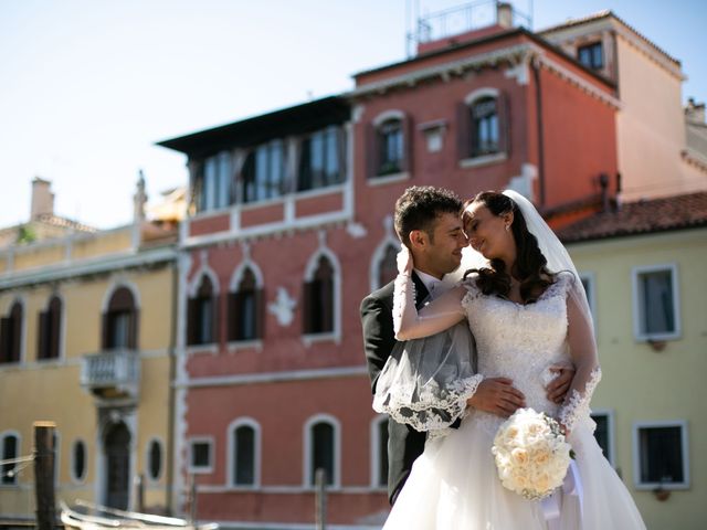 Il matrimonio di Enrico e Claudia a Chioggia, Venezia 36
