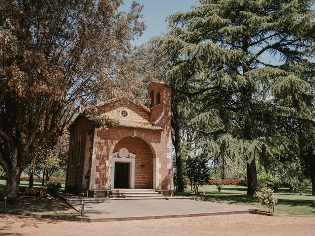 Il matrimonio di Luigi e Menty a Sutri, Viterbo 14