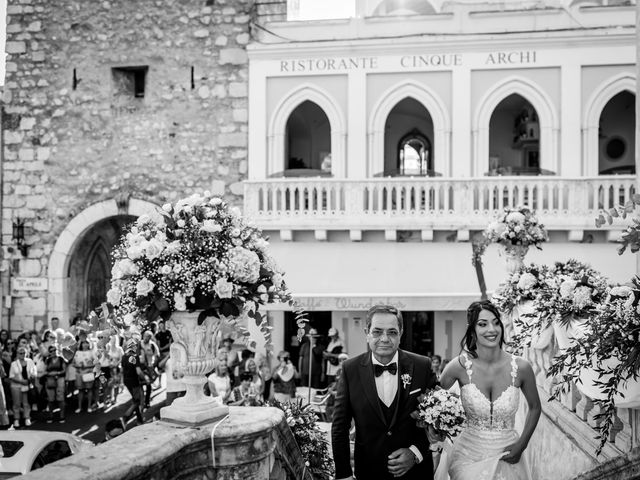 Il matrimonio di Gabriele e Valeria a Taormina, Messina 8
